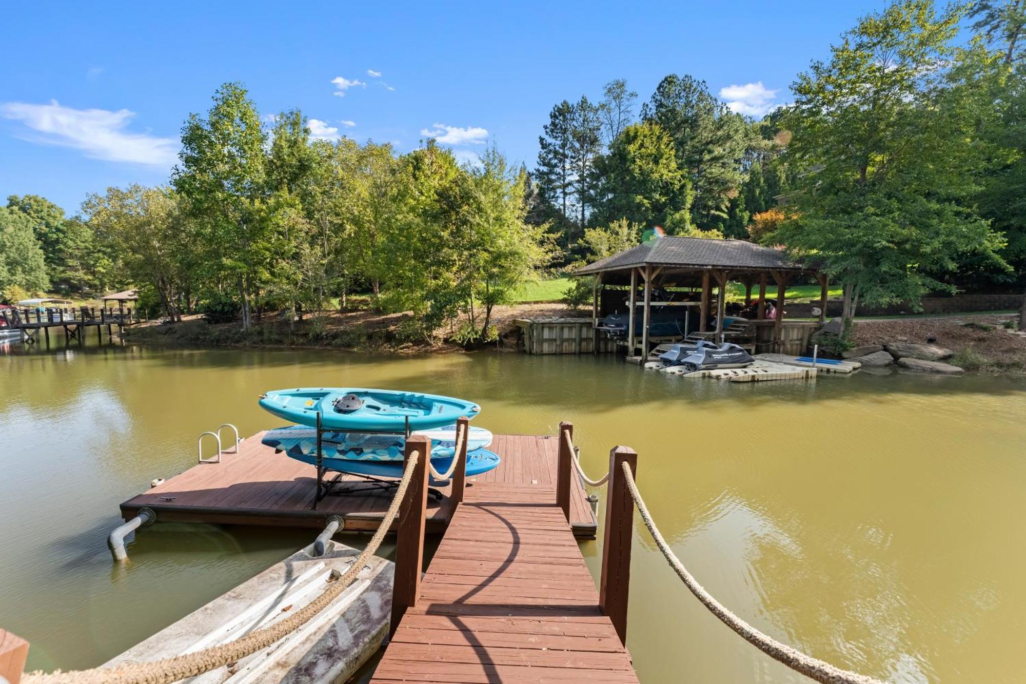 Lakeside Landing By Avantstay Private Dock Mooresville Ngoại thất bức ảnh