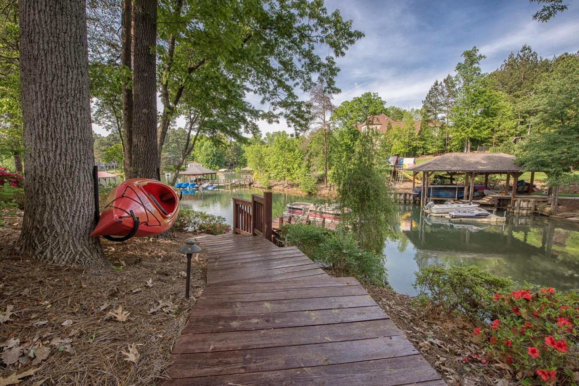 Lakeside Landing By Avantstay Private Dock Mooresville Ngoại thất bức ảnh